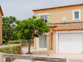 Villa spacieuse 4 pièces, 6 couchages, terrasses ensoleillées, animaux acceptés, parking, proche plage - FR-1-409-127